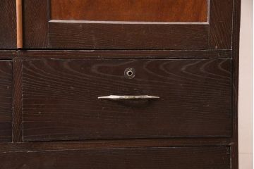 アンティーク家具　昭和初期　すっきりとした佇まいのシンプルなワードローブ(洋服タンス)(R-045707)