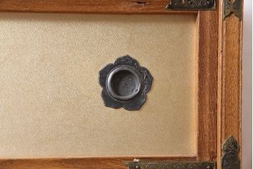 アンティーク家具　昭和中期　桑材・黒檀　網代編み　上品な和を感じさせる凝った造りの茶箪笥(飾り棚、茶棚)(R-045708)