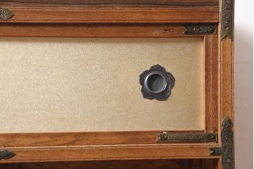 アンティーク家具　昭和中期　桑材・黒檀　網代編み　上品な和を感じさせる凝った造りの茶箪笥(飾り棚、茶棚)(R-045708)