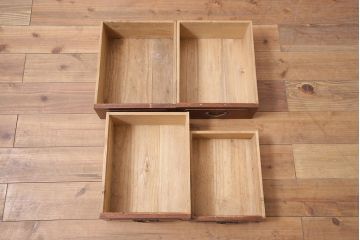 アンティーク家具　指物家具　ケヤキ材　漆塗り　飾り棚(飾棚)(R-045709)