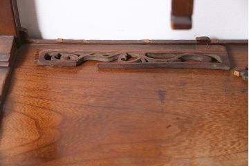 アンティーク家具　指物家具　ケヤキ材　漆塗り　飾り棚(飾棚)(R-045709)