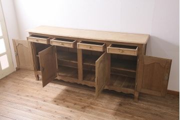 アンティーク家具　フランス　ストリップド(剥離)　オーク材　特大サイズ!存在感抜群のサイドボード(収納棚、戸棚)(R-045710)