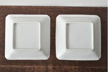 江戸期 白磁 陽刻 龍の図 角皿2枚セット(中国?、小皿、深皿、鉢)(R-045720)