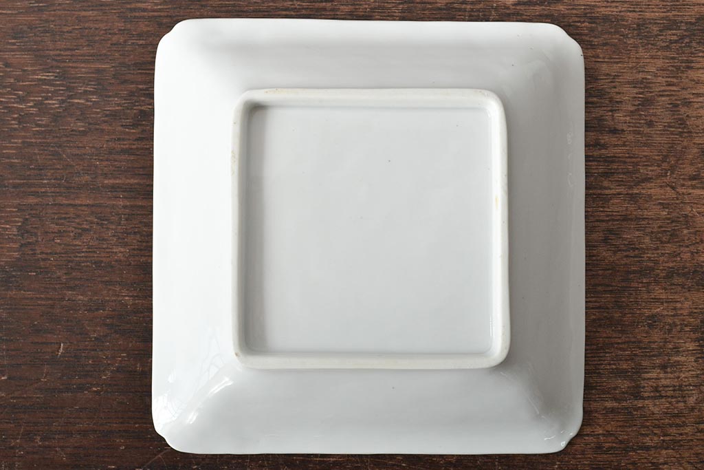 江戸期 白磁 陽刻 龍の図 角皿2枚セット(中国?、小皿、深皿、鉢)(R-045720)