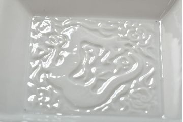 江戸期　白磁　陽刻　龍の図　角皿5枚セット(中国?、小皿、深皿、鉢)(R-045723)