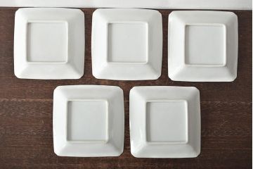 江戸期　白磁　陽刻　龍の図　角皿5枚セット(中国?、小皿、深皿、鉢)(R-045723)