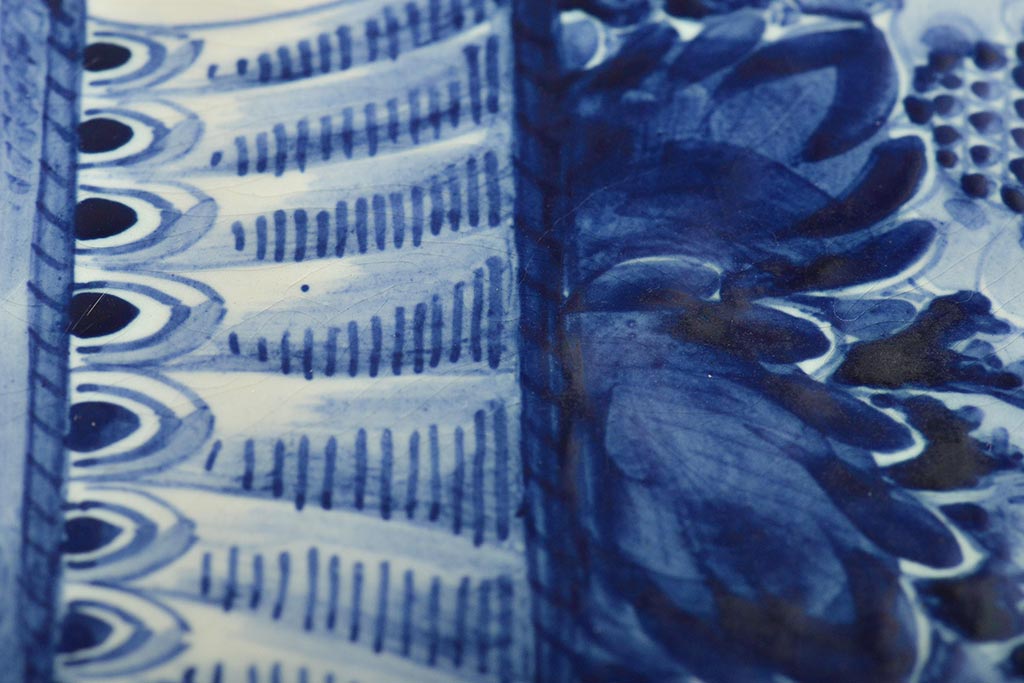 オランダ　DELFT(デルフト)　ブルーハンドペイント　花絵　花籠図　プレート35cm(洋食器、大皿)(R-045724)