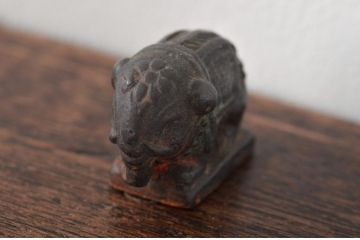 古銅唐金　象形印材(中国?、文鎮)(R-045734)