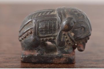 古銅唐金　象形印材(中国?、文鎮)(R-045734)