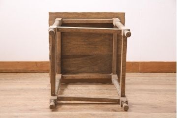アンティーク家具　ストリップド(剥離)　和製アンティーク　オーク材　サイドテーブル(飾り台、花台)(R-045740)