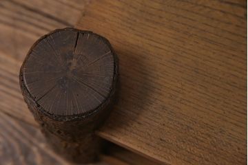 アンティーク家具　大正昭和初期　リメイク　ケヤキ材　独特の存在感を放つテレビ台(置き床、飾り台、ローボード)(R-045741)