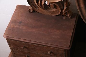 アンティーク家具　フランスアンティーク　ストリップド(剥離)　マホガニー材　迫力満点!凝った作りで存在感抜群のキャスター付きドレッサー(鏡台)(R-045742)