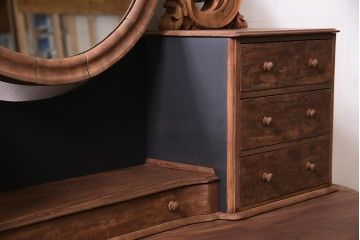 アンティーク家具　フランスアンティーク　ストリップド(剥離)　マホガニー材　迫力満点!凝った作りで存在感抜群のキャスター付きドレッサー(鏡台)(R-045742)