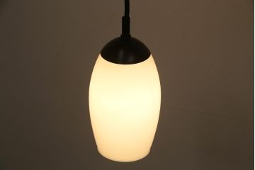 中古　シンプルなデザインのペンダントライト(吊り下げ照明、天井照明)(R-045744)