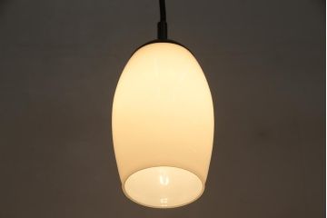 中古　シンプルなデザインのペンダントライト(吊り下げ照明、天井照明)(R-045744)