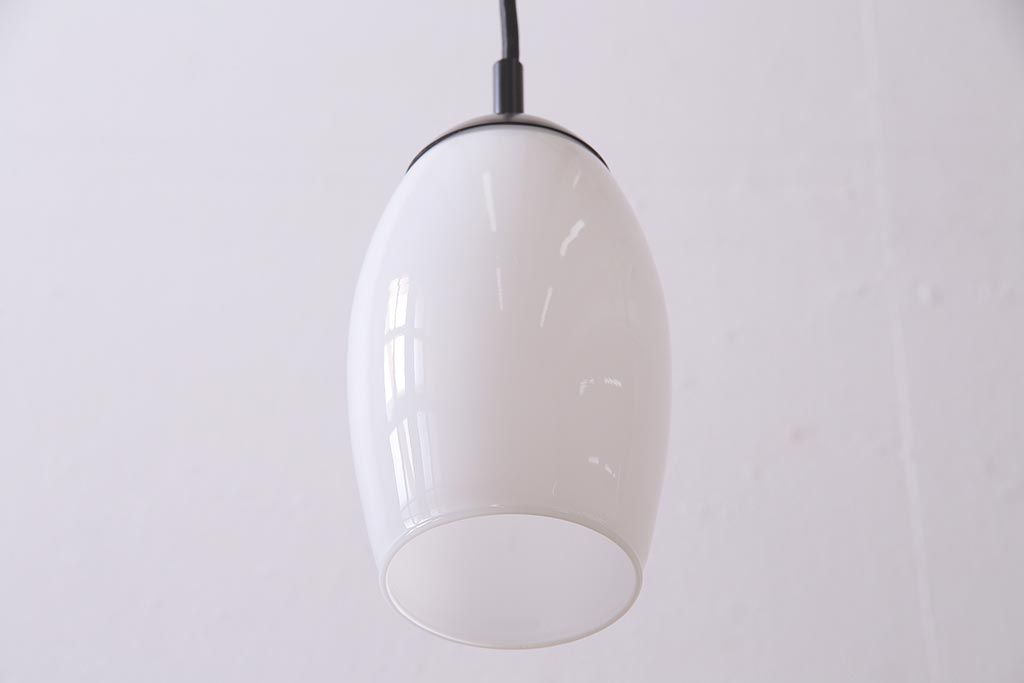 中古　シンプルなデザインのペンダントライト(吊り下げ照明、天井照明)(R-045744)