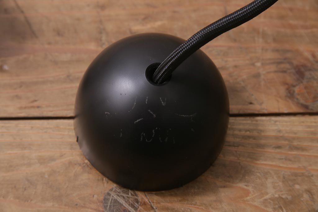 中古　シンプルなデザインのペンダントライト(吊り下げ照明、天井照明)(R-045744)