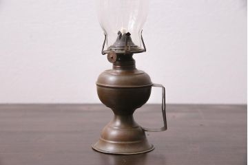 アンティーク雑貨　昭和初期　銅製　壁掛けもできるオイルランプ(灯油ランプ)(R-045746)