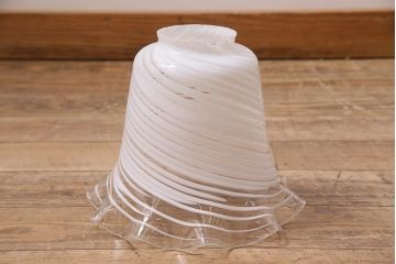 ビンテージ照明　シェードがおしゃれなスタンドライト(ナイトランプ、卓上照明)(R-045753)