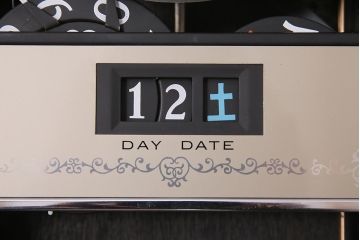 アンティーク時計　昭和初期　CITIZEN(シチズン)　30DAY　カレンダー付　ゼンマイ式　レトロモダンな壁掛け時計(振り子時計、柱時計)(R-045765)