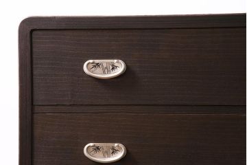 中古　伝統工芸品　吉田弘作　総桐材　大人の上品さ漂う加茂総桐箪笥(総桐たんす、加茂箪笥、衣装箪笥、引き出し)(R-045768)