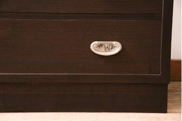 中古　伝統工芸品　吉田弘作　総桐材　大人の上品さ漂う加茂総桐箪笥(総桐たんす、加茂箪笥、衣装箪笥、引き出し)(R-045768)