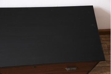 アンティーク家具　昭和中期　箪笥リメイク　前板栓材　落ち着いた色合いのローチェスト(引き出し、ローボード、テレビ台)(R-045776)