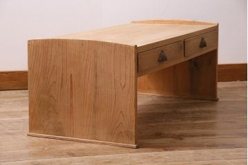 アンティーク家具　昭和初期　ストリップド(剥離)　ヒノキ材　明るい木色がさわやかな文机(ローテーブル)(R-045777)
