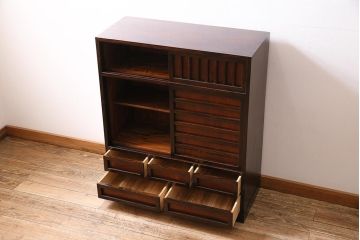 中古　民芸家具　赤みがかった木肌が上品な戸棚(茶棚、水屋箪笥、松本民芸家具)(R-045801)