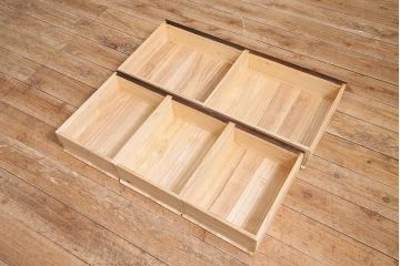 中古　民芸家具　赤みがかった木肌が上品な戸棚(茶棚、水屋箪笥、松本民芸家具)(R-045801)