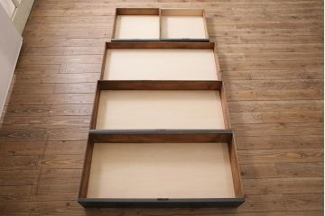 アンティーク家具　イギリスアンティーク　マホガニー材　内部まで意匠が凝っているおしゃれなライティングビューロー(簿記机、在宅ワーク、在宅用ワークデスク)(R-045806)