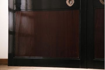 アンティーク建具　最高級　石川県産　総漆塗り　浮造り仕上げ　品格を感じる帯戸2枚セット(板戸、引き戸、建具)(R-045809)