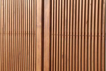 アンティーク建具　昭和初期　腰板ケヤキ材　裏ガラス入り　落ち着いた和の空間を演出する格子戸4枚セット(引き戸、ガラス帯戸)(R-045842)