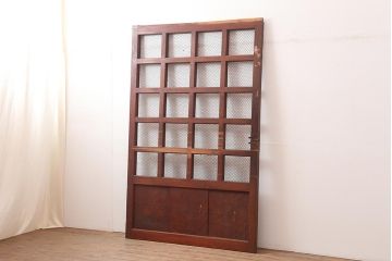 アンティーク建具　大正期　総ケヤキ材　亀甲金網　和の風格漂う蔵戸(きつね格子、狐格子、引き戸、建具、玄関戸、格子戸、マス目、升目)(R-045844)
