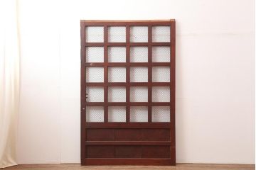 アンティーク建具　大正期　総ケヤキ材　亀甲金網　和の風格漂う蔵戸(きつね格子、狐格子、引き戸、建具、玄関戸、格子戸、マス目、升目)(R-045844)