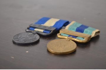 記章　勲章　徽章　等まとめて12点セット(旧日本軍、大満州国建国、帝国軍人、従軍)(R-045873)