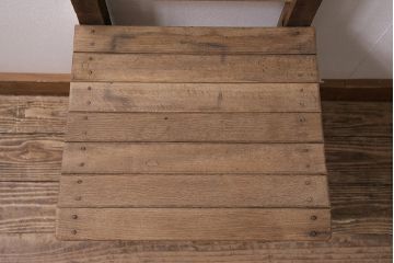 アンティーク家具　昭和初期　ストリップド(剥離)　カシ材　懐かしさ感じるスクールチェア(木製チェア、椅子、板座チェア)(R-045911)