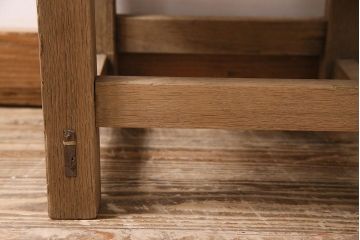 アンティーク家具　昭和初期　ストリップド(剥離)　カシ材　懐かしさ感じる小振りなスクールチェア(木製チェア、椅子、板座チェア)(R-045912)