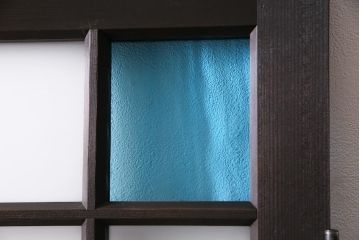 アンティーク建具　大正ロマン　色ガラスがおしゃれな木製ドア(ガラス扉)(R-045914)