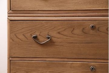 アンティーク家具　ストリップド(剥離)　栓材　細身の取っ手がモダンなチェスト(タンス、衣装箪笥)(R-045915)