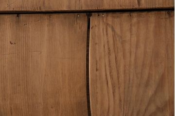 アンティーク家具　ストリップド(剥離)　栓材　細身の取っ手がモダンなチェスト(タンス、衣装箪笥)(R-045915)