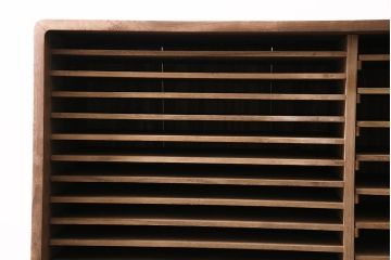 アンティーク家具　桐材　たくさんの棚板が魅力の重ね戸棚(収納棚、キャビネット)(R-045916)