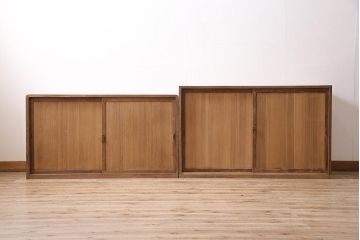 アンティーク家具　桐材　たくさんの棚板が魅力の重ね戸棚(収納棚、キャビネット)(R-045916)