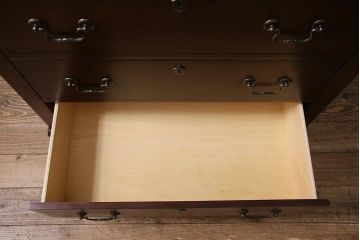 中古　海外製　クラシカルな雰囲気漂うアンティーク風のチェスト(引き出し)(R-045918)