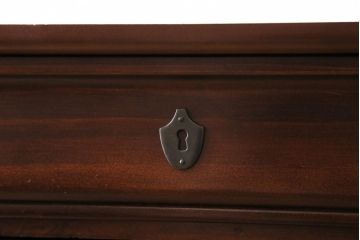 中古　海外製　クラシカルな雰囲気漂うアンティーク風のチェスト(引き出し)(R-045918)