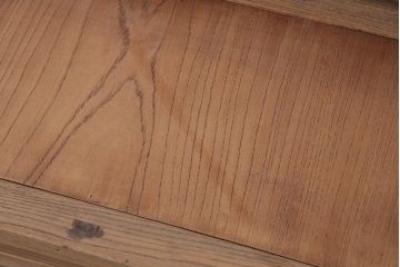 アンティーク家具　昭和初期　ストリップド(剥離)　ケヤキ材・ヒノキ材　天枠付きの薄型ガラスケース(ショーケース、陳列棚)(R-045919)