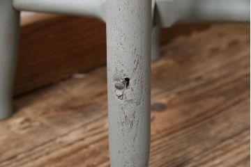 アンティーク家具　昭和初期　シャビーな風合いのペイントスツール(木製チェア、丸椅子)(R-045920)