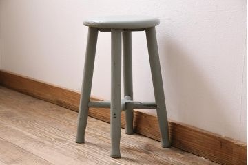 アンティーク家具　昭和初期　シャビーな風合いのペイントスツール(木製チェア、丸椅子)(R-045921)