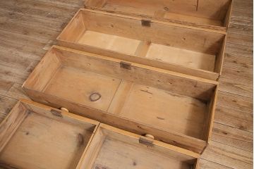 アンティーク家具　フランスアンティーク　カントリースタイルにおすすめなパイン材製のチェスト(引き出し)(R-045943)