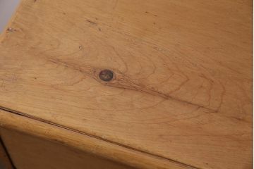アンティーク家具　フランスアンティーク　カントリースタイルにおすすめなパイン材製のチェスト(引き出し)(R-045943)